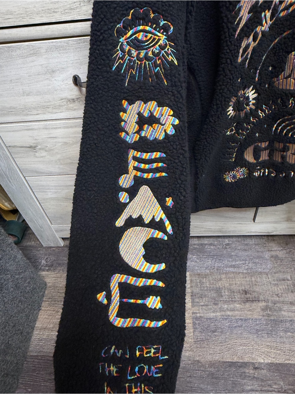 Limited official Griz - Picture 6 of 9